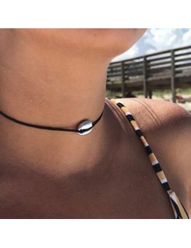 Seashell Shaped Choker Necklace for Women
